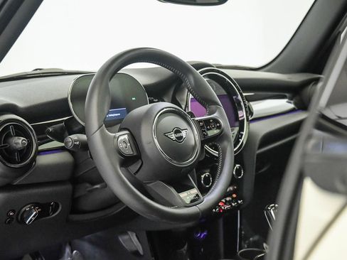 Used 2023 MINI Cooper S FWD image 19