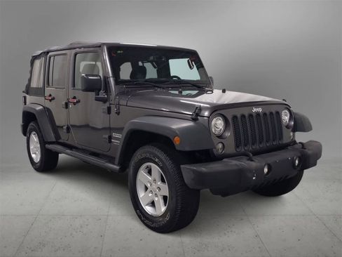 Certified 2018 Jeep Wrangler Unlimited Sport S image 2