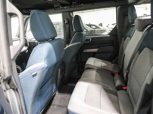 Used 2022 Ford Bronco Outer Banks image 18