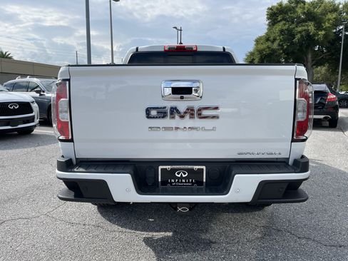 Used 2022 GMC Canyon Denali RWD image 7