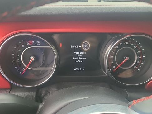 Used 2021 Jeep Wrangler Unlimited Rubicon AWD/4WD image 14