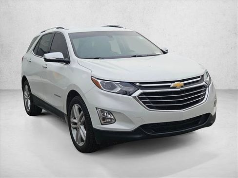 Used 2019 Chevrolet Equinox Premier FWD image 3