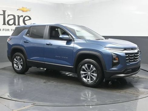 New 2026 Chevrolet Equinox LT w/ Convenience Package II FWD image 6