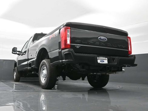 New 2025 Ford F250 XL w/ FX4 Off-Road Package image 22