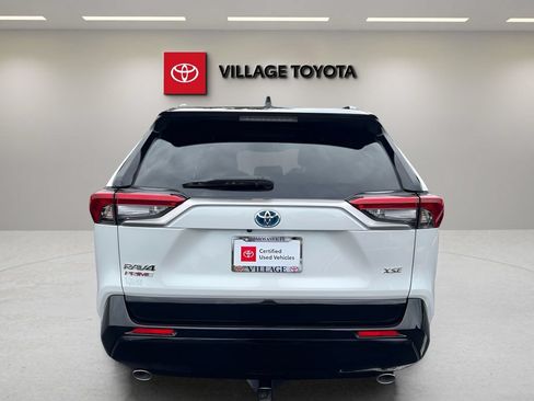 Certified 2024 Toyota RAV4 XSE w/ Weather Package AWD/4WD image 4