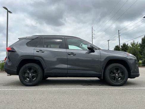 Used 2024 Toyota RAV4 XLE AWD/4WD image 3