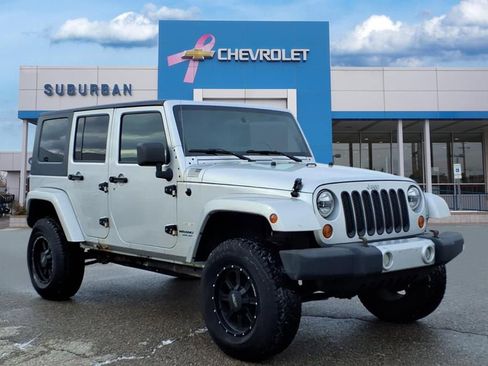 Used 2008 Jeep Wrangler Unlimited Sahara image 3