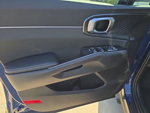 New 2026 Kia Sorento S AWD/4WD image 17