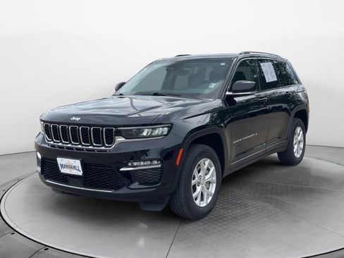 Used 2023 Jeep Grand Cherokee Limited AWD/4WD image 3