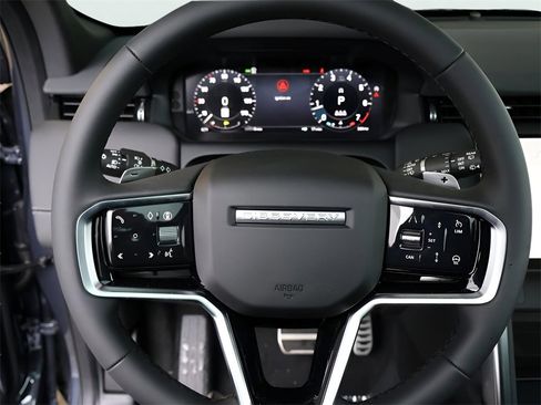 New 2025 Land Rover Discovery Sport Dynamic SE image 63