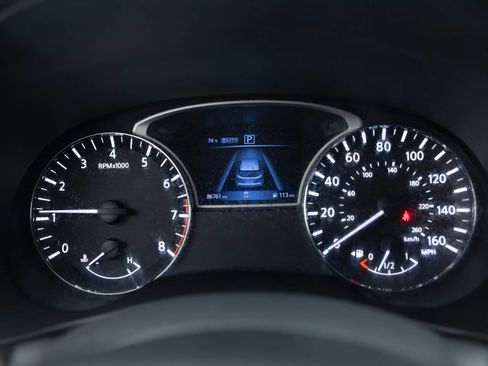 Used 2018 Nissan Pathfinder S AWD/4WD image 33