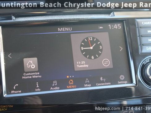 Used 2019 Nissan Rogue Sport SL w/ Premium Package image 23