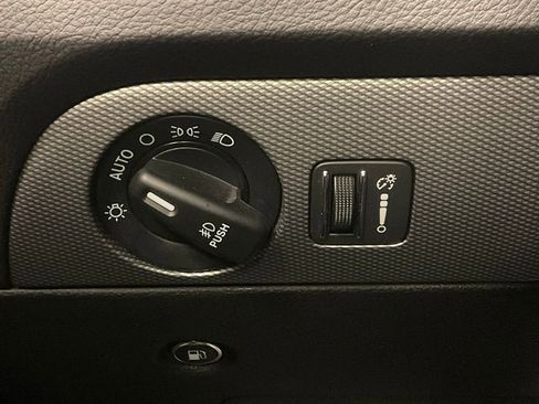 Used 2018 Dodge Durango GT image 16