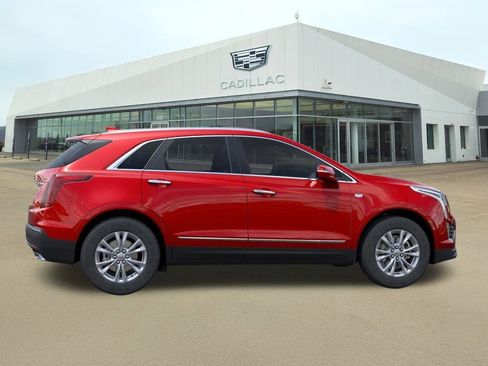 New 2026 Cadillac XT5 Luxury w/ LPO, Floor Liner Package image 5