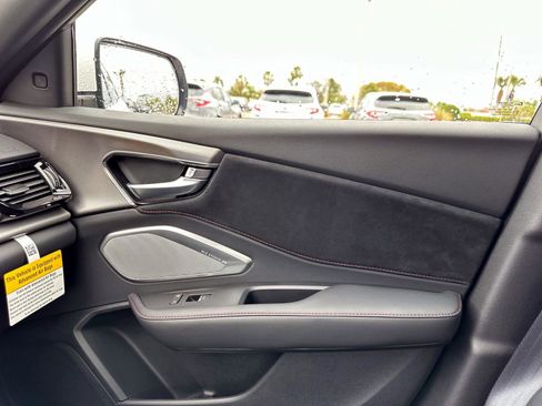 Used 2025 Acura RDX A-Spec image 24
