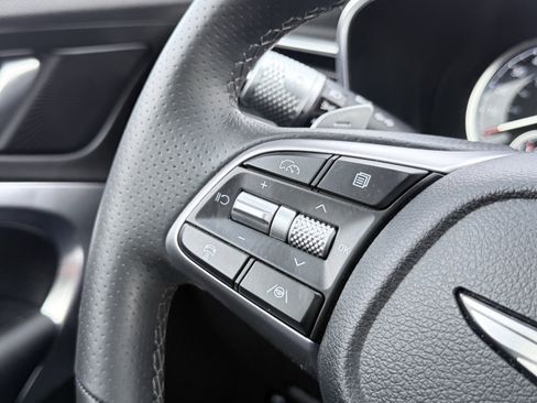 Used 2026 Genesis G70 2.5T image 64