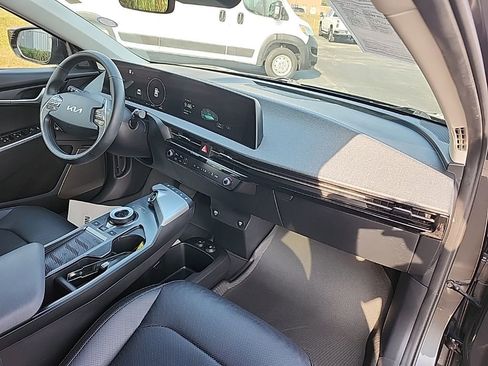 Used 2022 Kia EV6 Wind w/ Wind Technology Package image 18