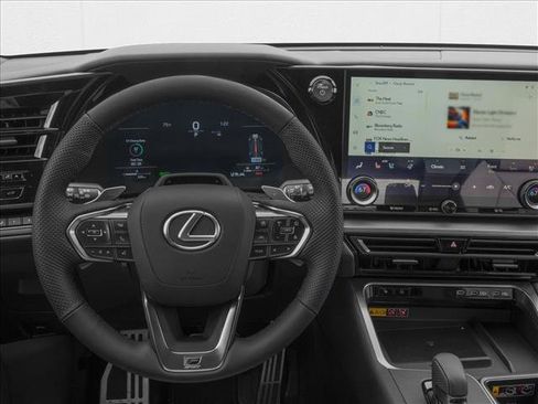 New 2026 Lexus TX 500h AWD image 4