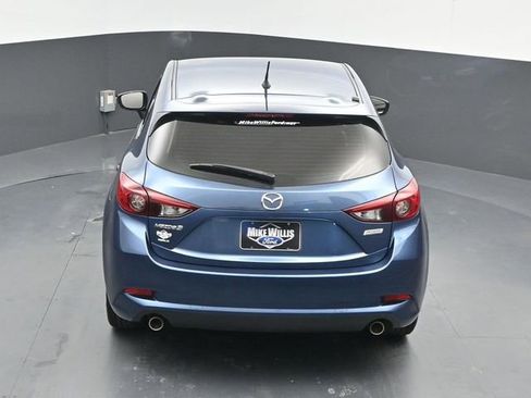 Used 2018 MAZDA MAZDA3 Touring image 14