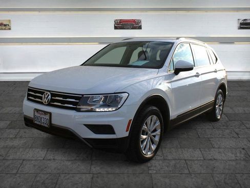 Used 2020 Volkswagen Tiguan S FWD image 3