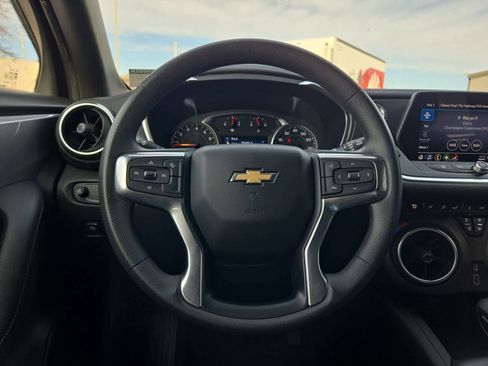 Used 2021 Chevrolet Blazer LT image 22