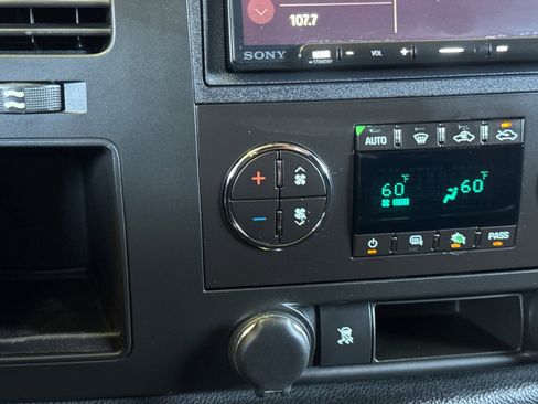 Used 2011 Chevrolet Silverado 1500 LT w/ All-Star Edition RWD image 28