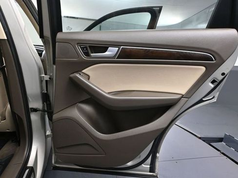 Used 2014 Audi Q5 2.0T Premium Plus w/ Premium Plus Package image 38