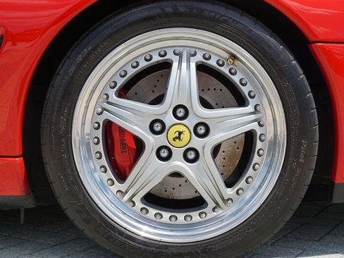Used 2001 Ferrari 550 Maranello Coupe RWD image 28