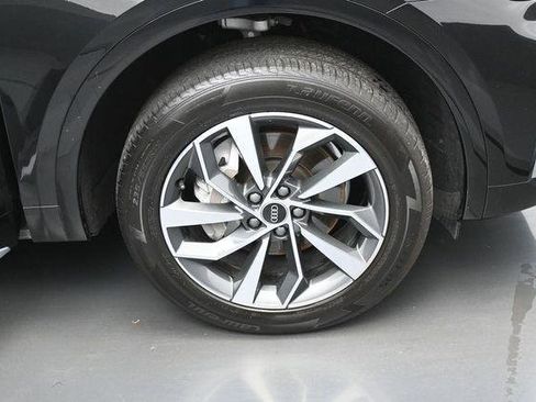 Used 2023 Audi Q5 2.0T Premium w/ Convenience Package AWD/4WD image 38