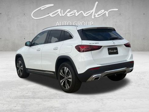 Used 2025 Mercedes-Benz GLA 250 image 14