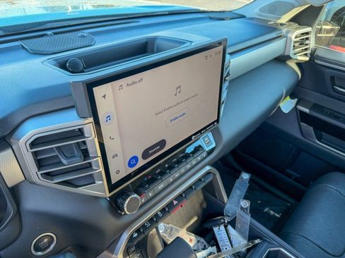 Used 2024 Toyota Tundra Limited image 19