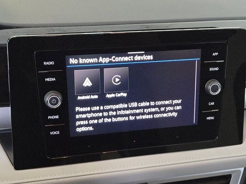 New 2026 Volkswagen Taos SE image 10