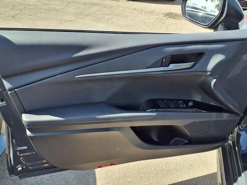 Used 2025 Toyota Camry SE FWD image 22