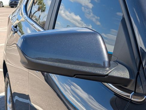 Used 2023 Chevrolet Equinox LT image 11