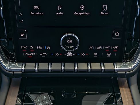 New 2026 GMC Yukon Denali w/ Advanced Technology Package AWD/4WD image 28