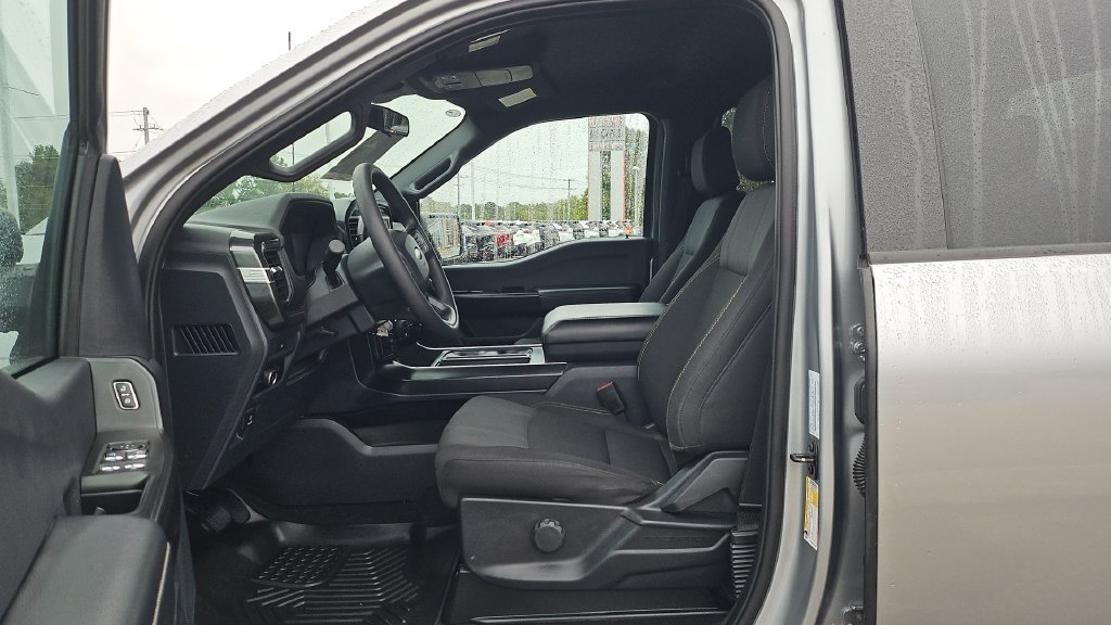 Used 2025 Ford F150 STX w/ Equipment Group 200A AWD/4WD image 4
