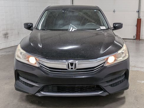 Used 2017 Honda Accord LX image 11