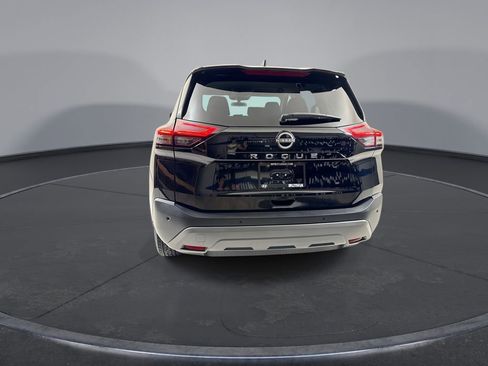 Used 2023 Nissan Rogue S FWD image 7