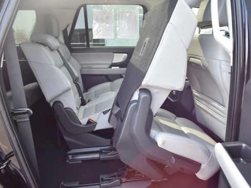 Used 2025 Ford Expedition Max Active AWD/4WD image 50