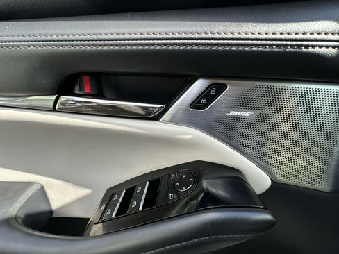 Used 2022 MAZDA MAZDA3 s image 15