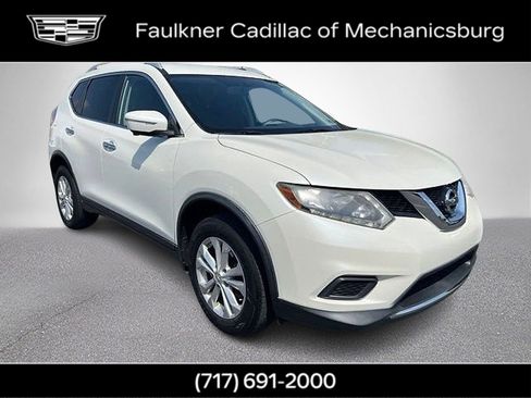 Used 2015 Nissan Rogue SV w/ SV Premium Package AWD/4WD image 3