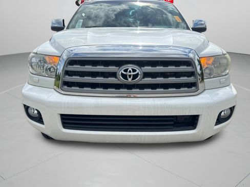 Used 2016 Toyota Sequoia Platinum RWD image 38