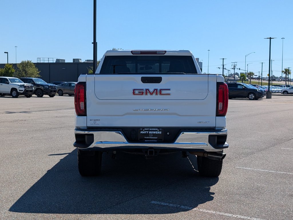 Used 2020 GMC Sierra 1500 SLT RWD image 4