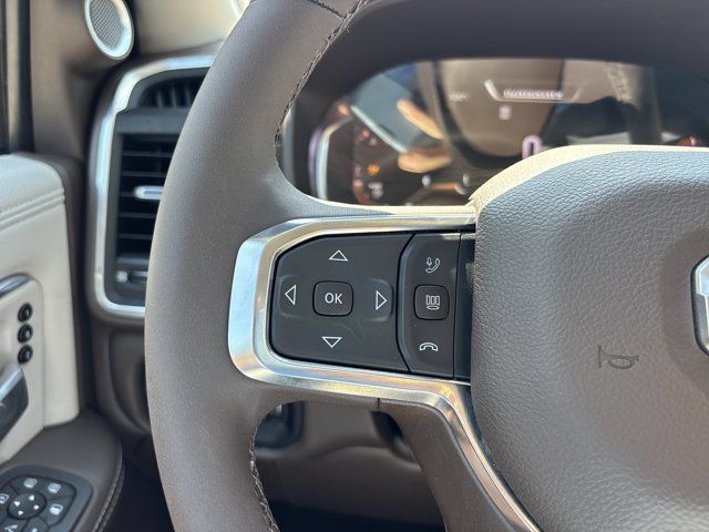 Used 2025 RAM 3500 Laramie AWD/4WD image 28
