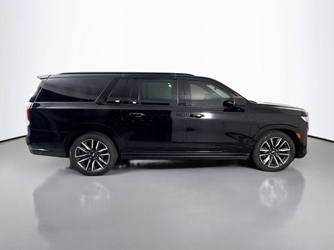 Used 2021 Cadillac Escalade ESV Sport w/ Driver Assist Tech Package AWD/4WD image 9