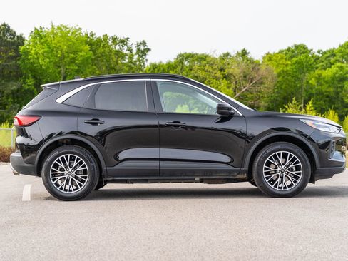 Used 2024 Ford Escape SE FWD image 8