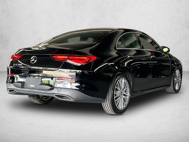 Used 2023 Mercedes-Benz CLA 250 image 2