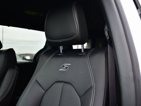 New 2026 Chrysler Pacifica Select w/ S Appearance Package FWD image 17