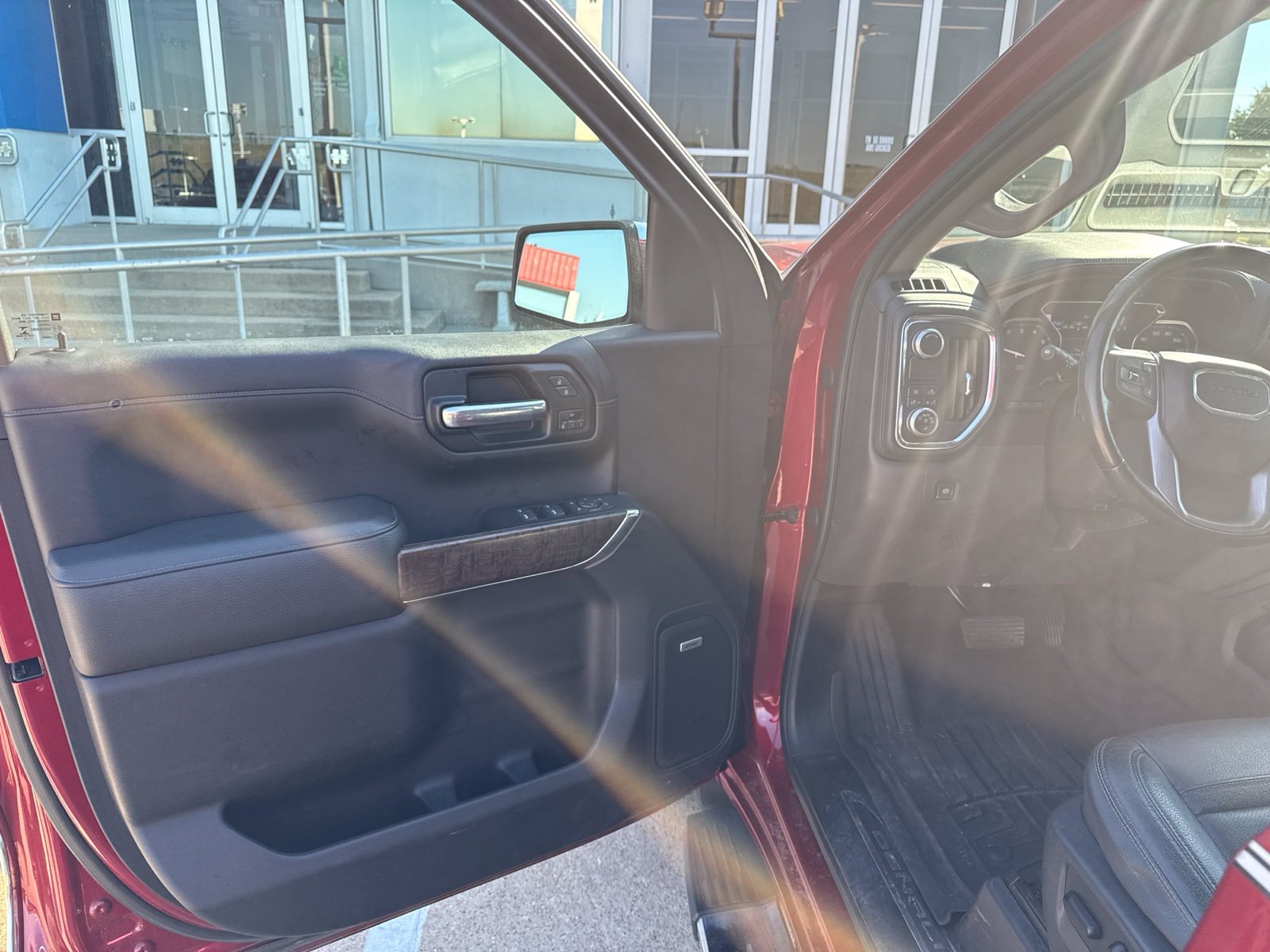 Used 2019 GMC Sierra 1500 Denali w/ Technology Package RWD image 6