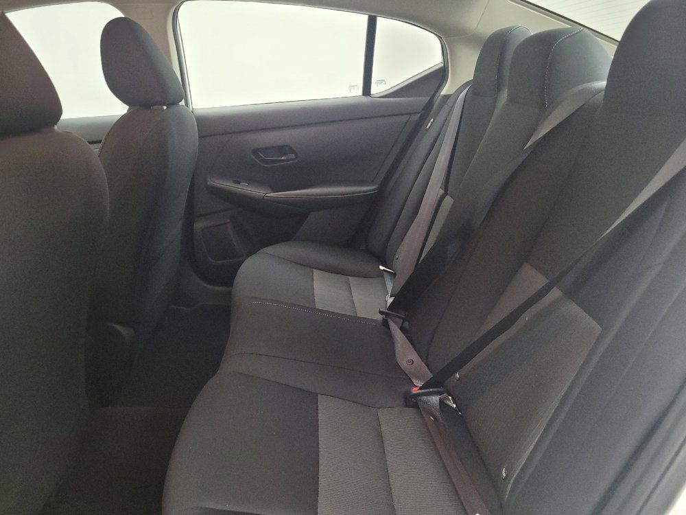 Used 2025 Nissan Sentra SV FWD image 18
